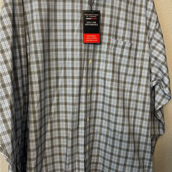 Roundtree & Yorke Blue and Gray Casual Button Down Shirt - Picture 3 of 12